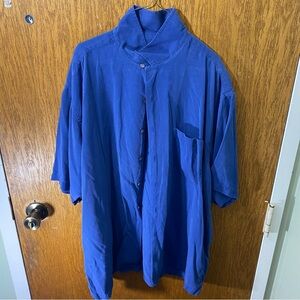 Lightweight Blue 100% silk short sleeve button up